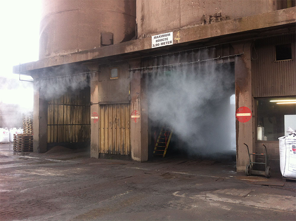 在线精品亚洲一区二区绿巨人