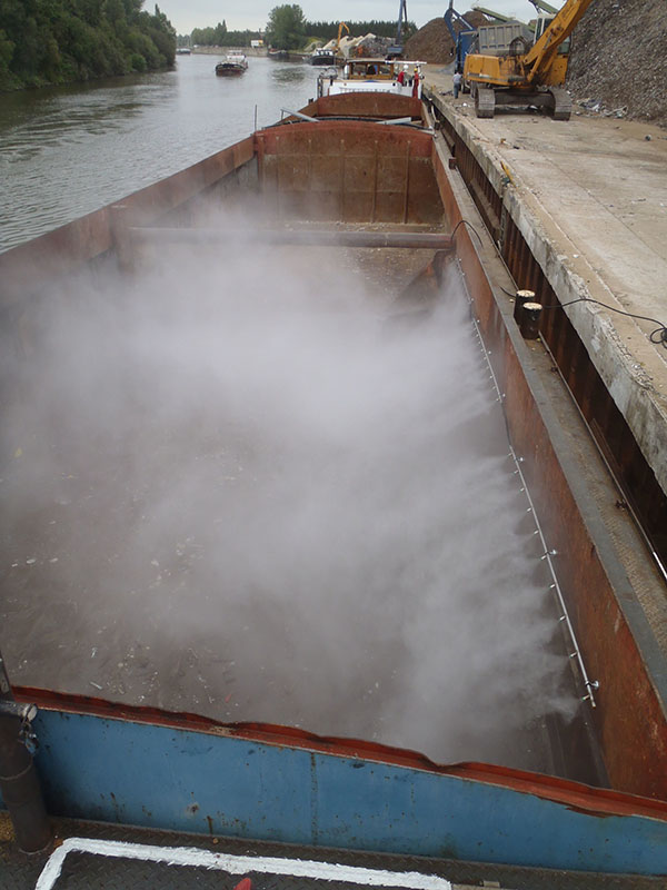 在线精品亚洲一区二区绿巨人