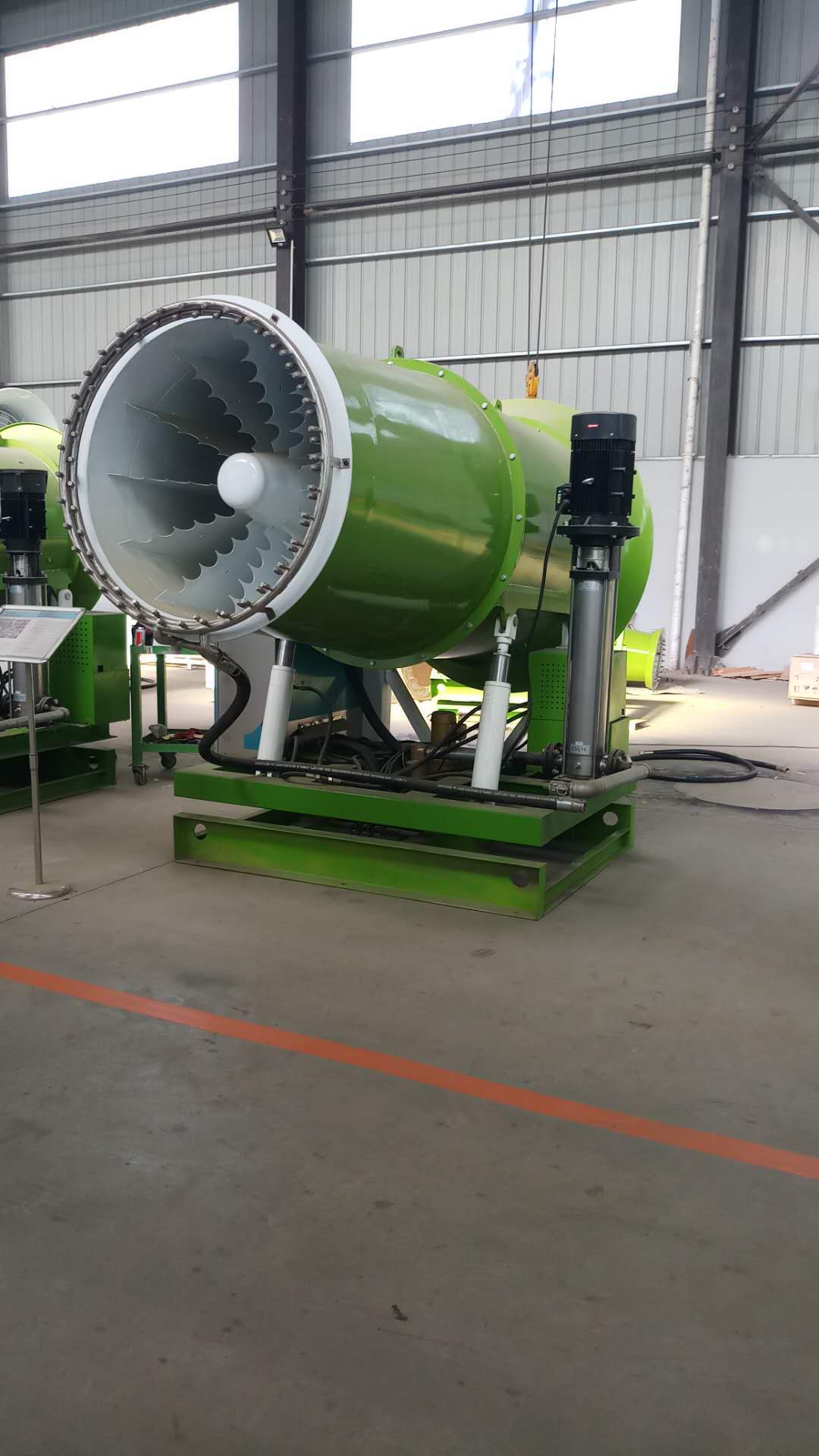 在线精品亚洲一区二区绿巨人