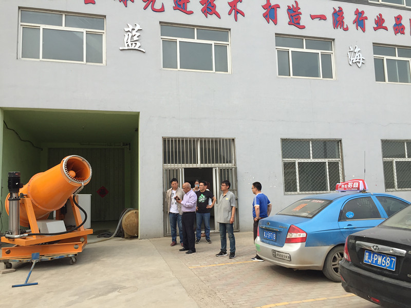 在线精品亚洲一区二区绿巨人