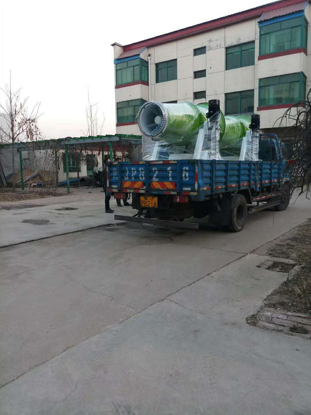 在线精品亚洲一区二区绿巨人