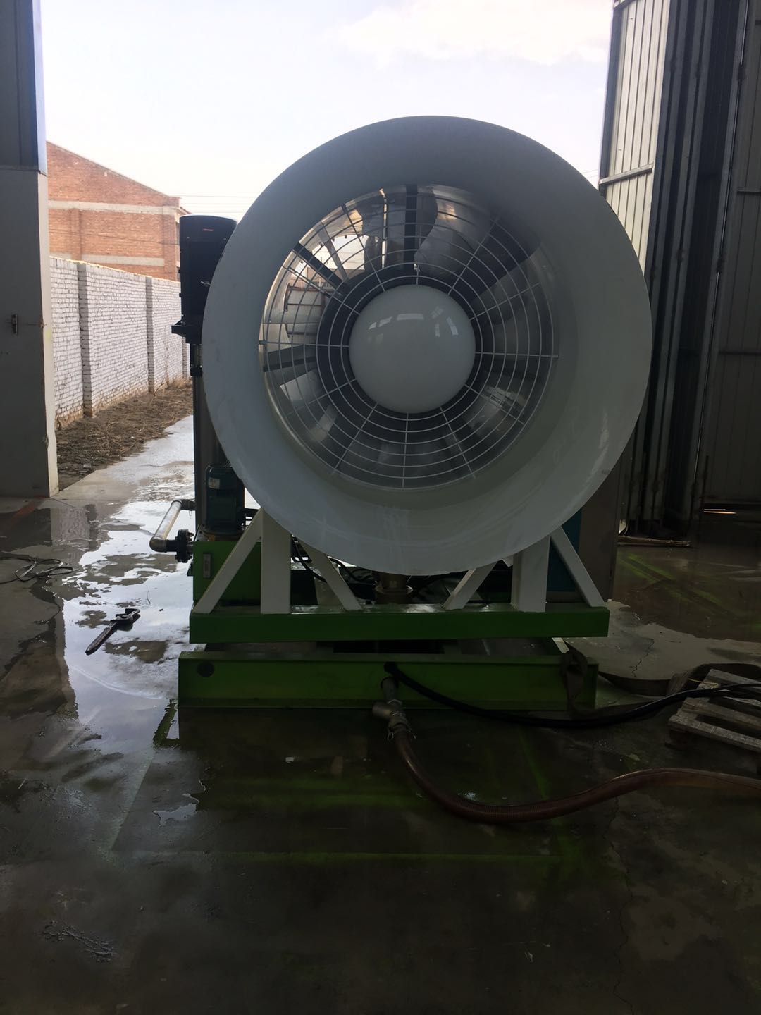 在线精品亚洲一区二区绿巨人