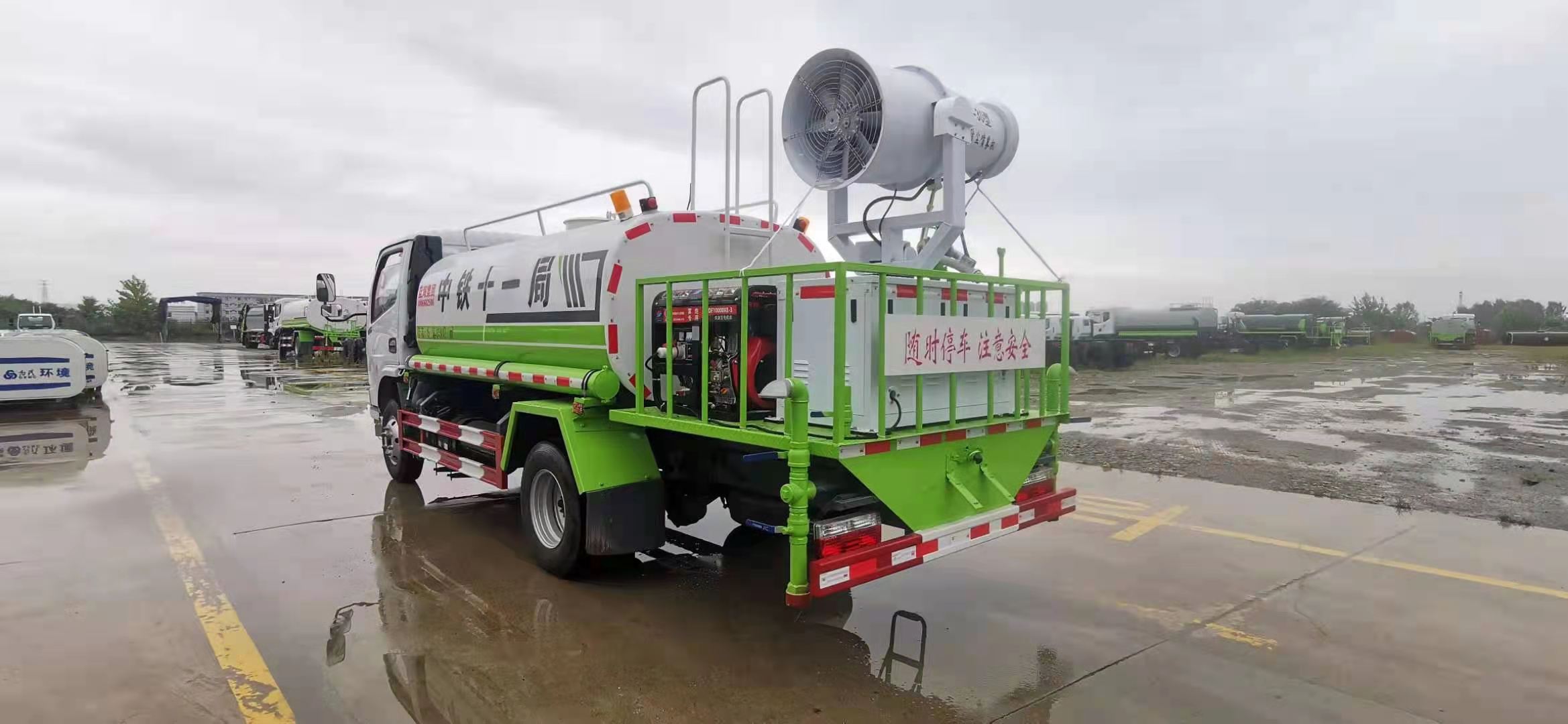 在线精品亚洲一区二区绿巨人