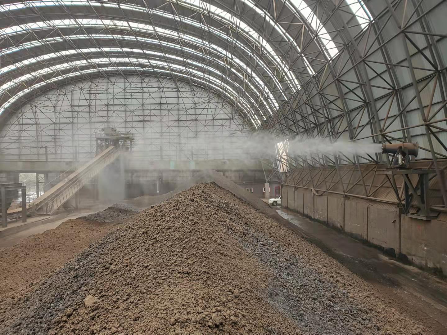 在线精品亚洲一区二区绿巨人