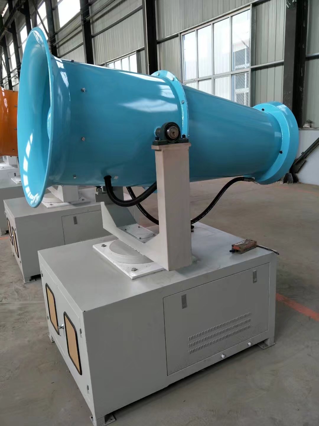 在线精品亚洲一区二区绿巨人